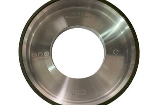 Diamond grinding wheel